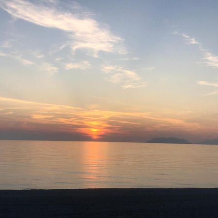 Casa Glicine Apartment Milazzo Bagian luar foto